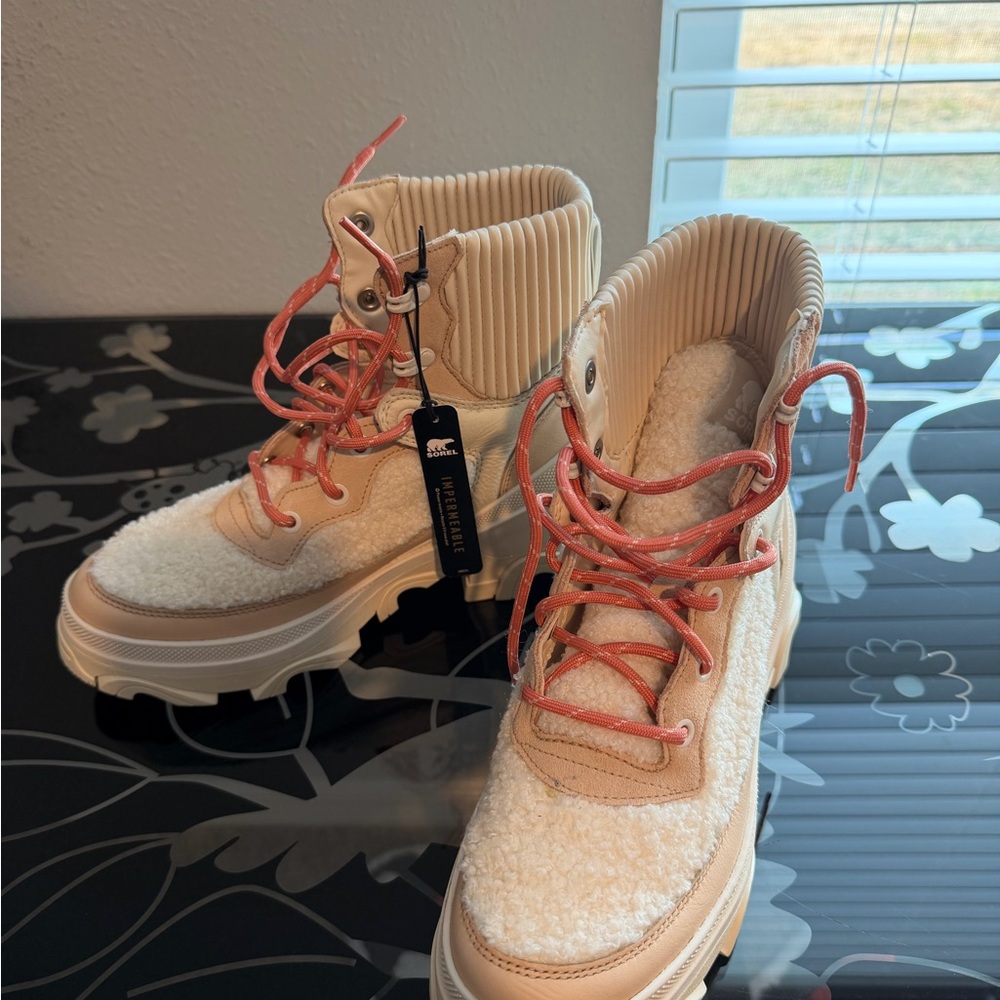 Sorel hiking boots